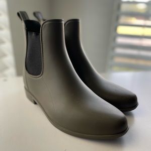 Chelsea Rain Boots